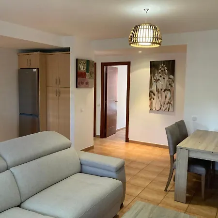 Casa Gaviota - Spacious Light 2-bedroom Appartement Corralejo